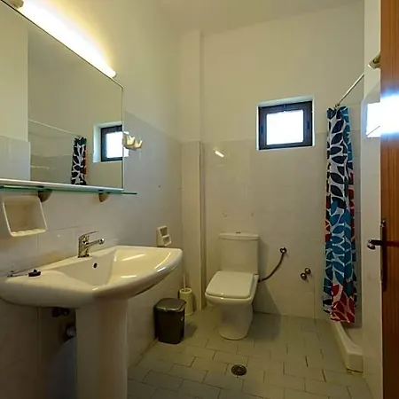 Elias & Vasili House 2*
